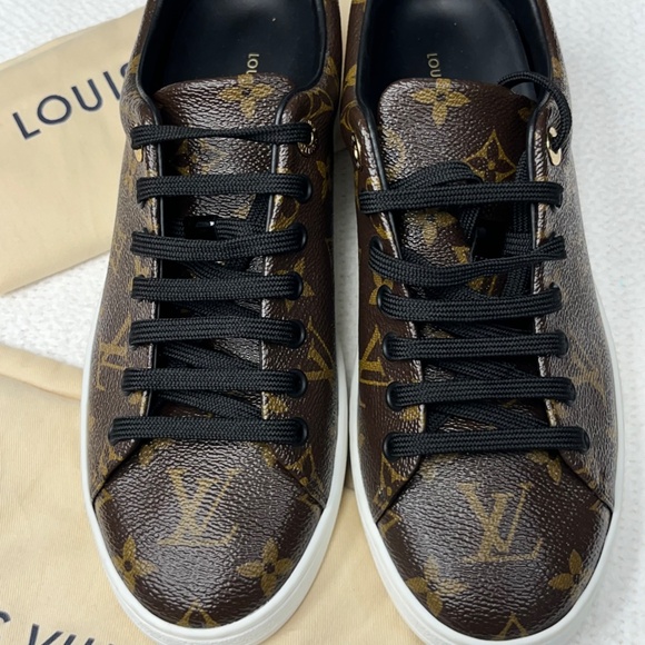 LV Frontrow Sneaker (like new) - Picture 8 of 8